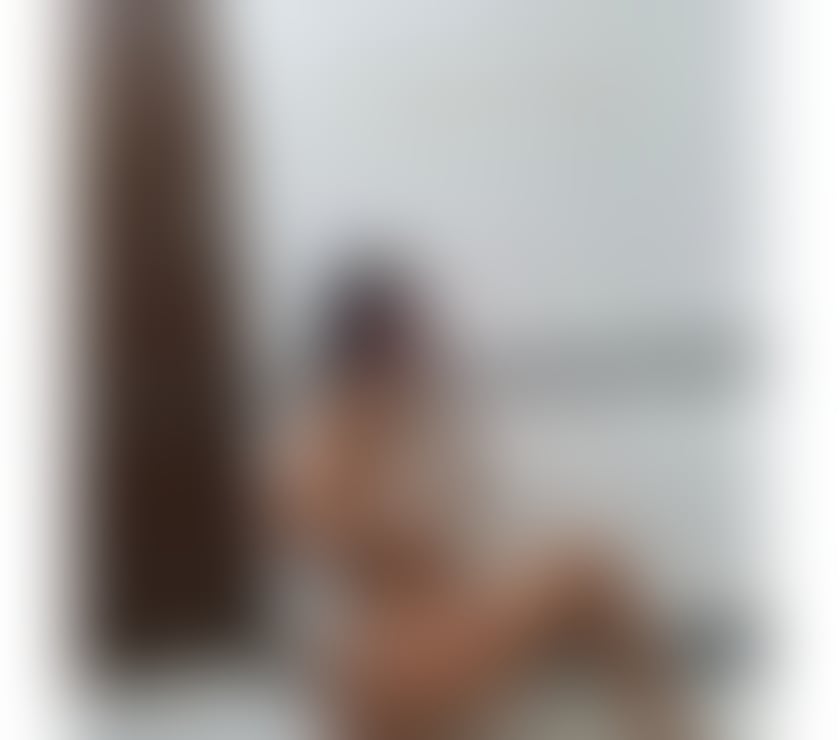 Photos for New in town ❤️❤️❤️ Corina