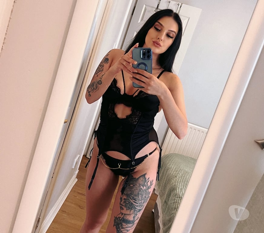 Escorts Nottinghamshire Newark and Sherwood - Photos for 🍒NAUGHTY LAURA 🪩 🔝HOTTEST BRUNETTE 🔝NO RUSH 💯