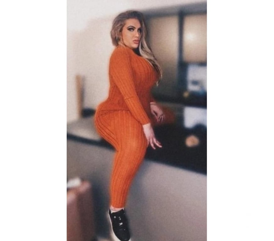 Trans Escorts East London Newham - Photos for FAT ASS AMELIA 🍑 DOLL FACE