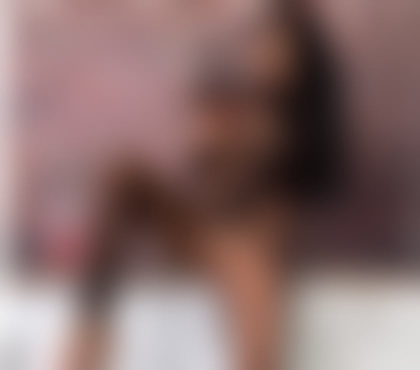 MELEK PARTY NAUGHTY HOTTEST BRUNETTE