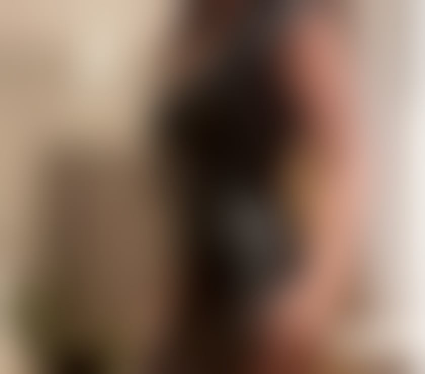 💋British Slim Busty Babe Toned & Tanned💋