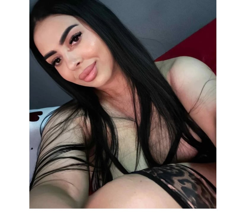  Escorts Reading Town Centre Reading - Photos for Malsore full service party girl 😘