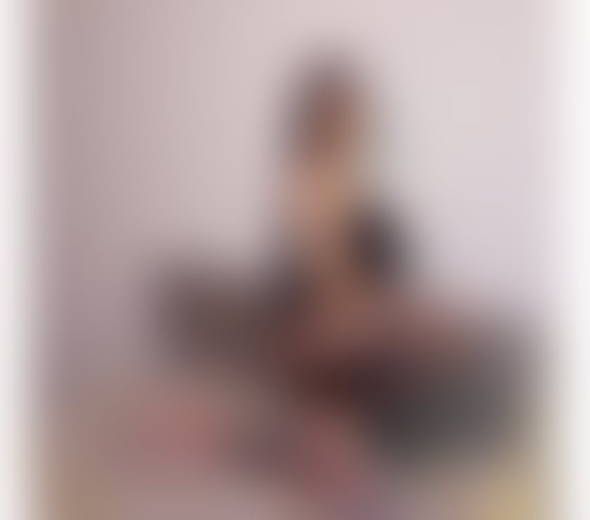  Escorts & Erotic Massage Ealing West London - Photos for Hello guys I'm OANAPARTYGIRL new in Town 💞💋