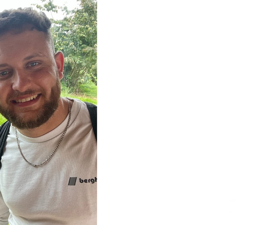  Gay massage Greater Manchester Manchester - Photos for submissive straight guy