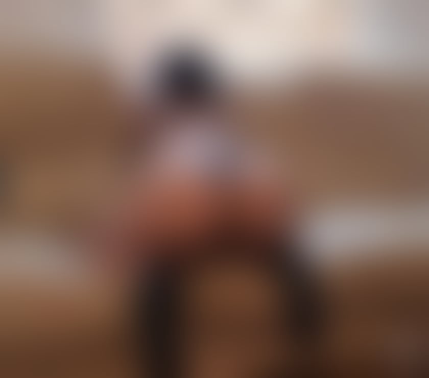 New girl in Town Ely 🎀🎀🎀 party 💯