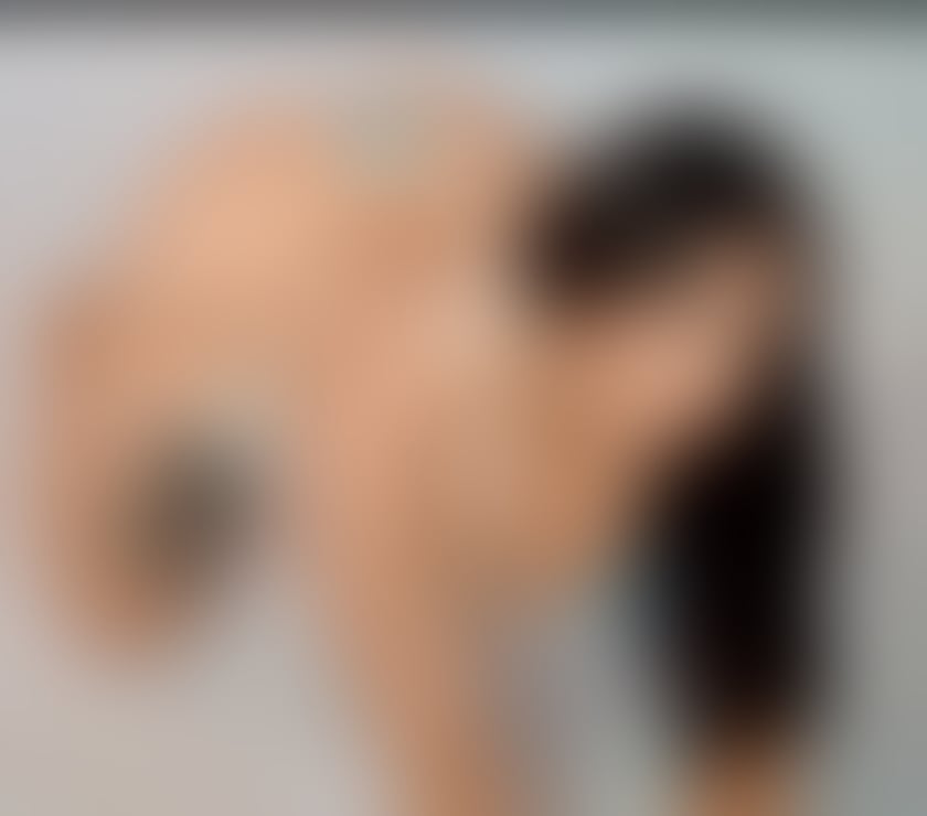 Escorts Tyne and Wear Newcastle upon Tyne - Photos for Roxanne Colombian Baby🇨🇴Petite & Hot🫣💗🍭