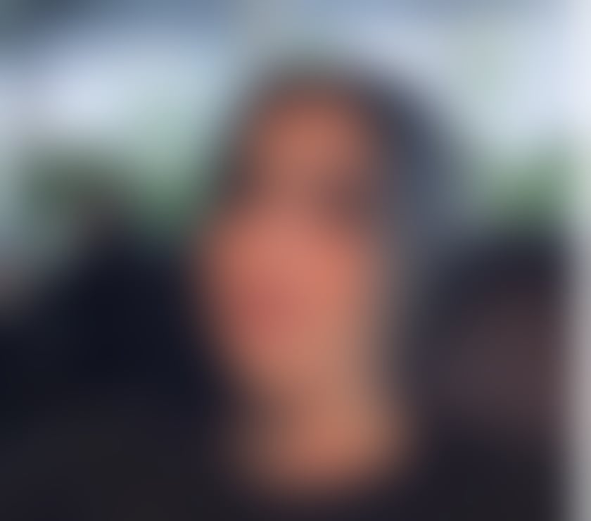 am naughty, horny, sexy, feminine, very sensual, sweet and