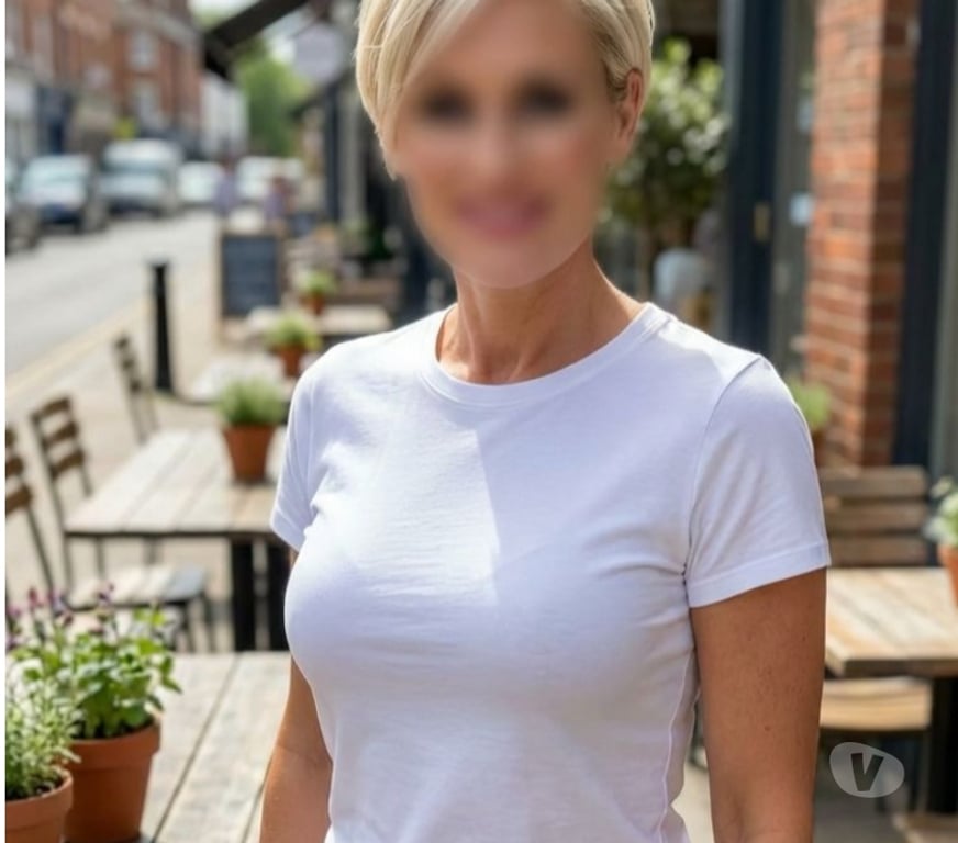 Escorts South East London Croydon - Photos for Chelsea -English dream