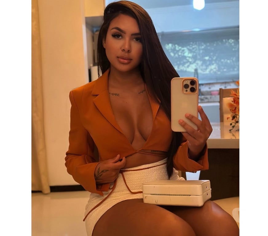 Escorts Oxfordshire Oxford - Photos for Louise brunette first time in tow now Brazilian 🇧🇷💕