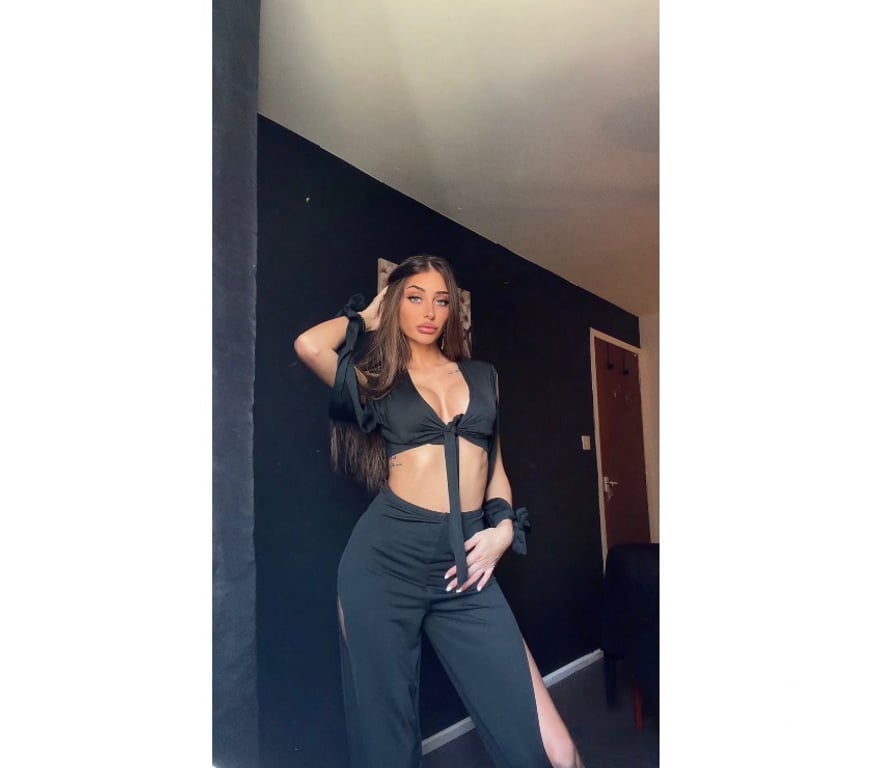 Escorts West Yorkshire Leeds - Photos for Full body massage by Betty 🩶🖤