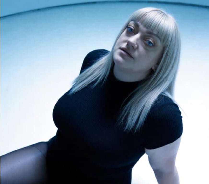 Escorts East London Canary Wharf - East London - Photos for Outcall and Incall ❤️ MILF curvy