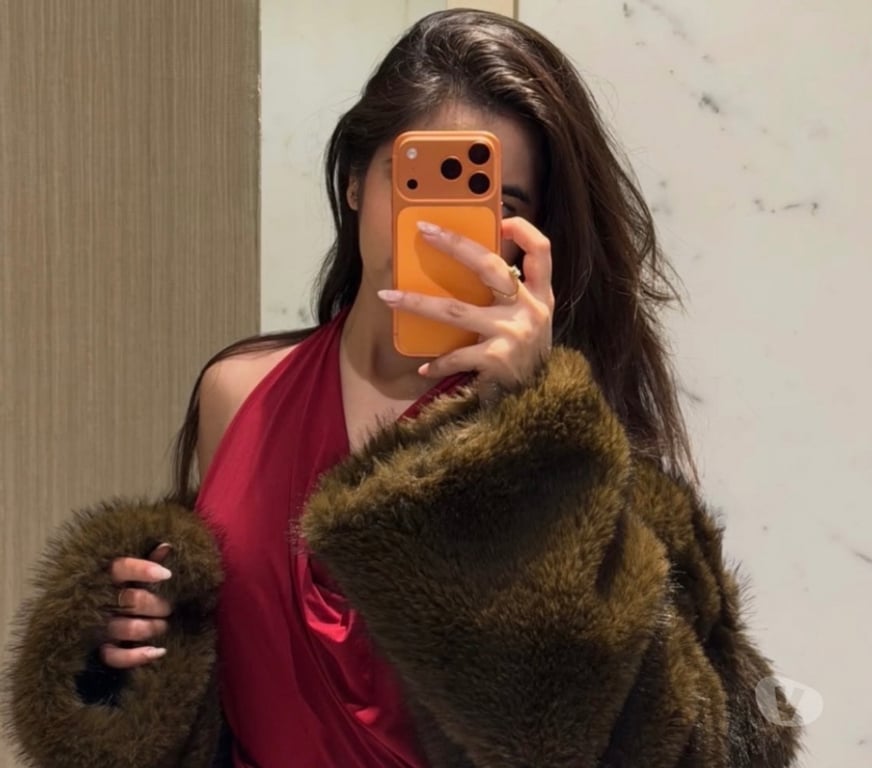 Escorts West Midlands Coventry - Photos for Gentlemen’s companion – elegant and discreet escort