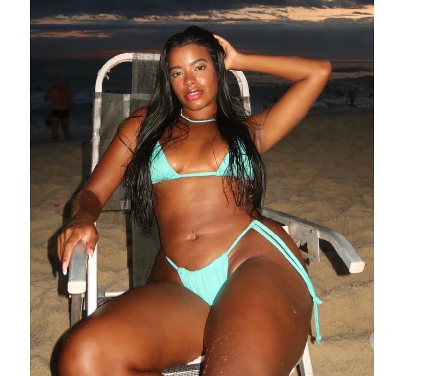 Escorts Dundee Dundee City Centre - Dundee - Photos for Bella sweet brunette