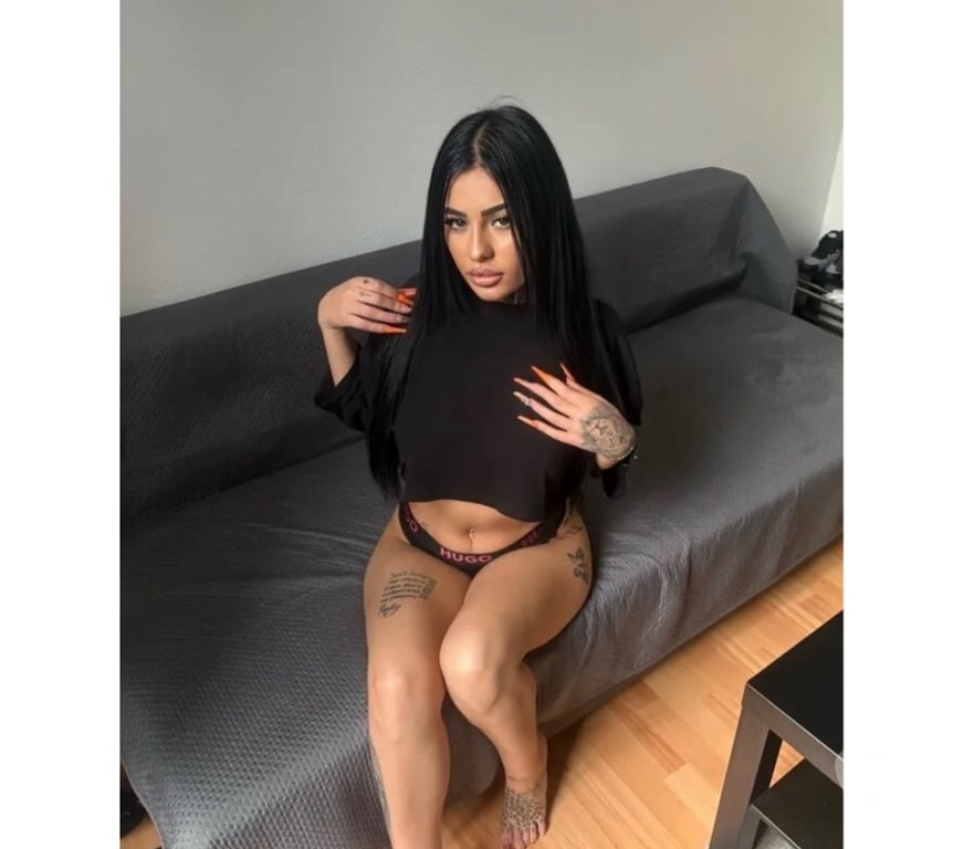 Escorts South East London New Cross - South East London - Photos for Viki new in town no rush pary girls