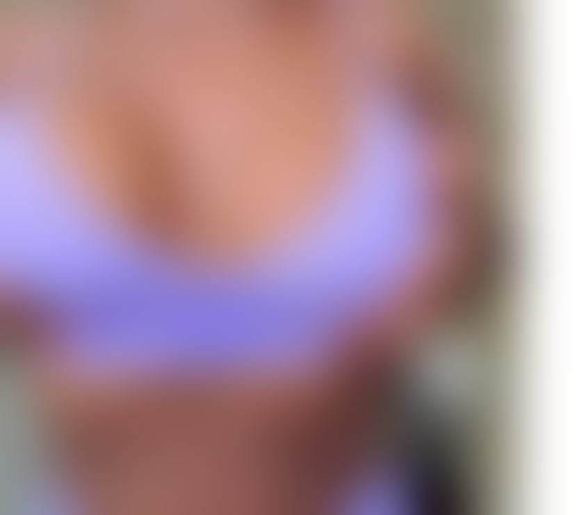 Luton Town Centre - Luton — Am party girl black Queen Ebony