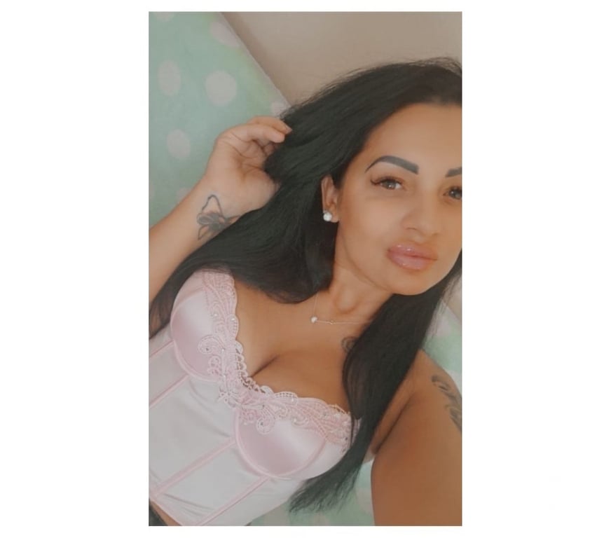 Escorts East London Redbridge - Photos for ❤️HOT LUCY IN TOWN❤️