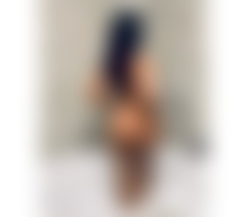 Escorts South East London Woolwich - South East London - Photos for 🥳Emily new in town party girls 🥳no rush