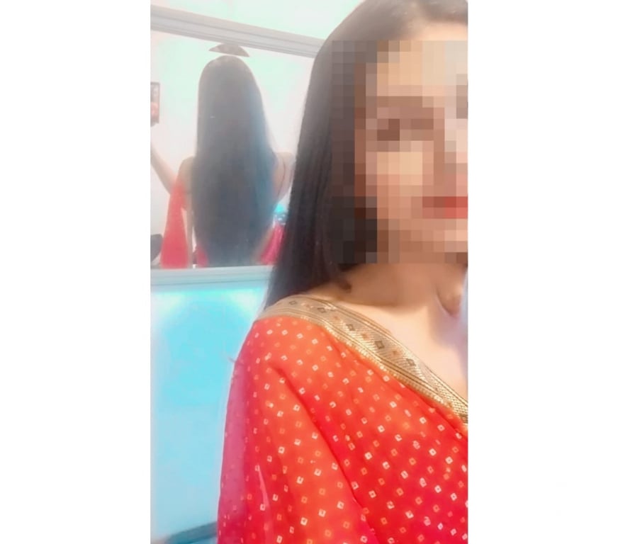 Escorts Greater Manchester Oldham - Photos for I AM VELLY, SOUTH Indian TAMIL GIRL