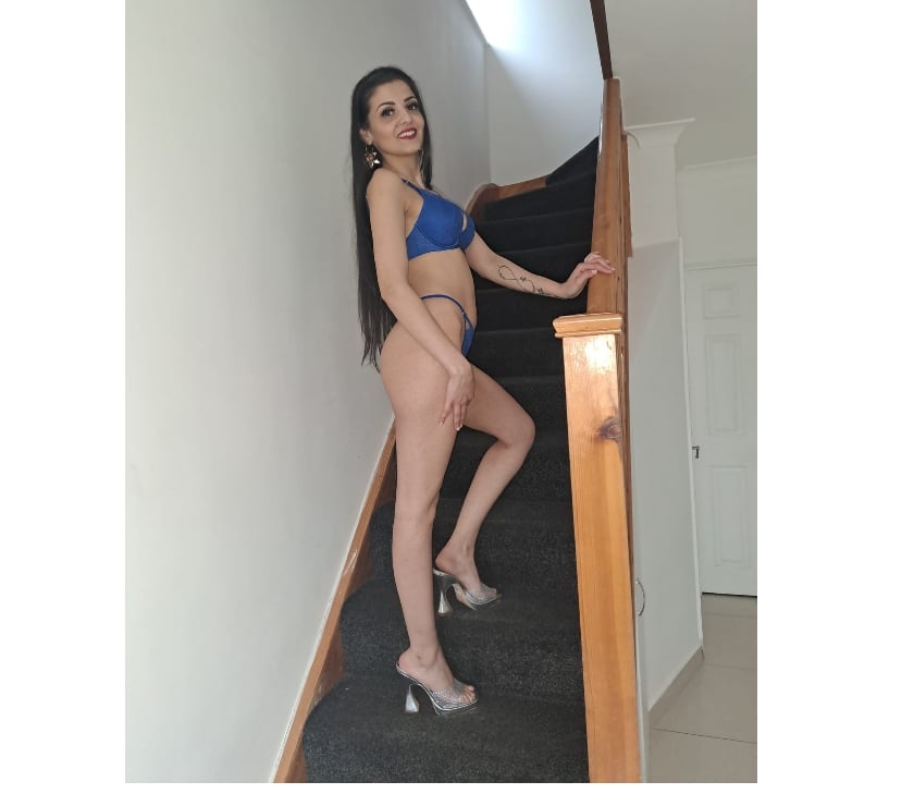 Escorts North West London Queensbury - Harrow - Photos for Sexy beautiful NEW Emily