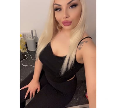  Escorts & Erotic Massage Barking Station East London - Photos for Only this week!CURVY blonde❤️‍🔥