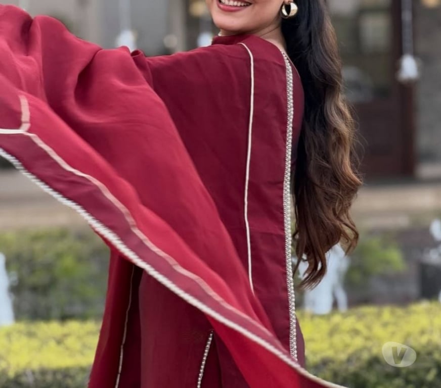 Escorts West London Bedford Park - West London - Photos for Indian punjabi university girl new in your town for fun