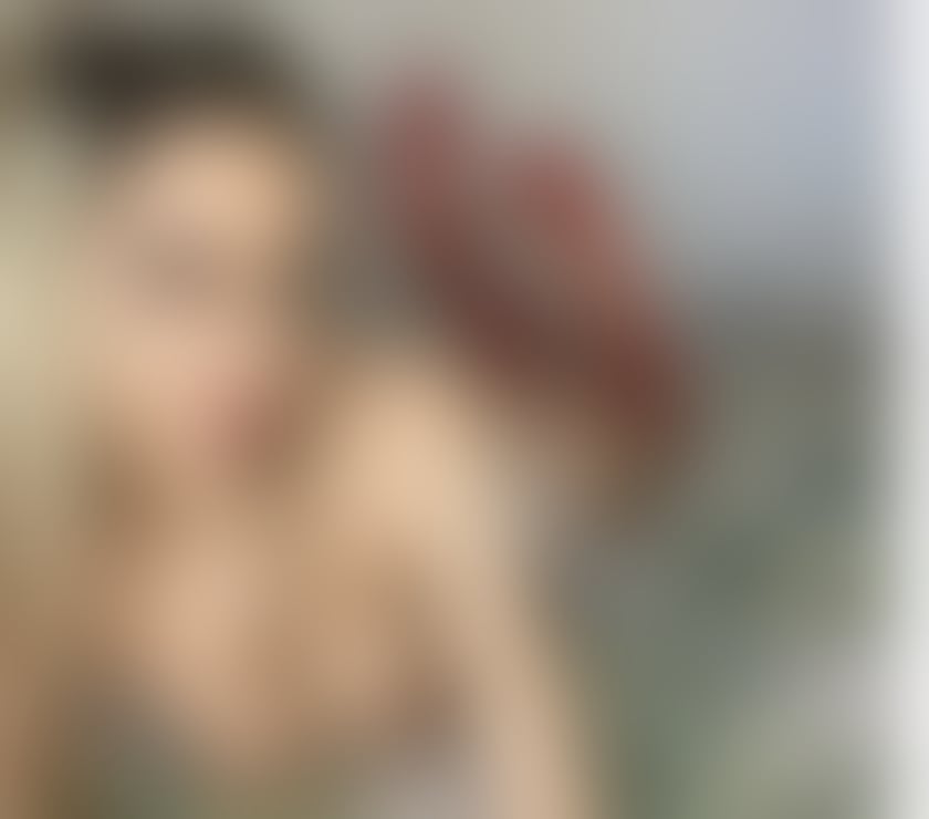 ANNE SEXY AND SWEET GIRL IN THE AREA