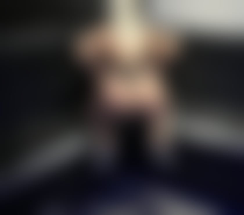 Escorts Central London Piccadilly Circus - Central London - Photos for am an independent, well-educated, and refined companion for