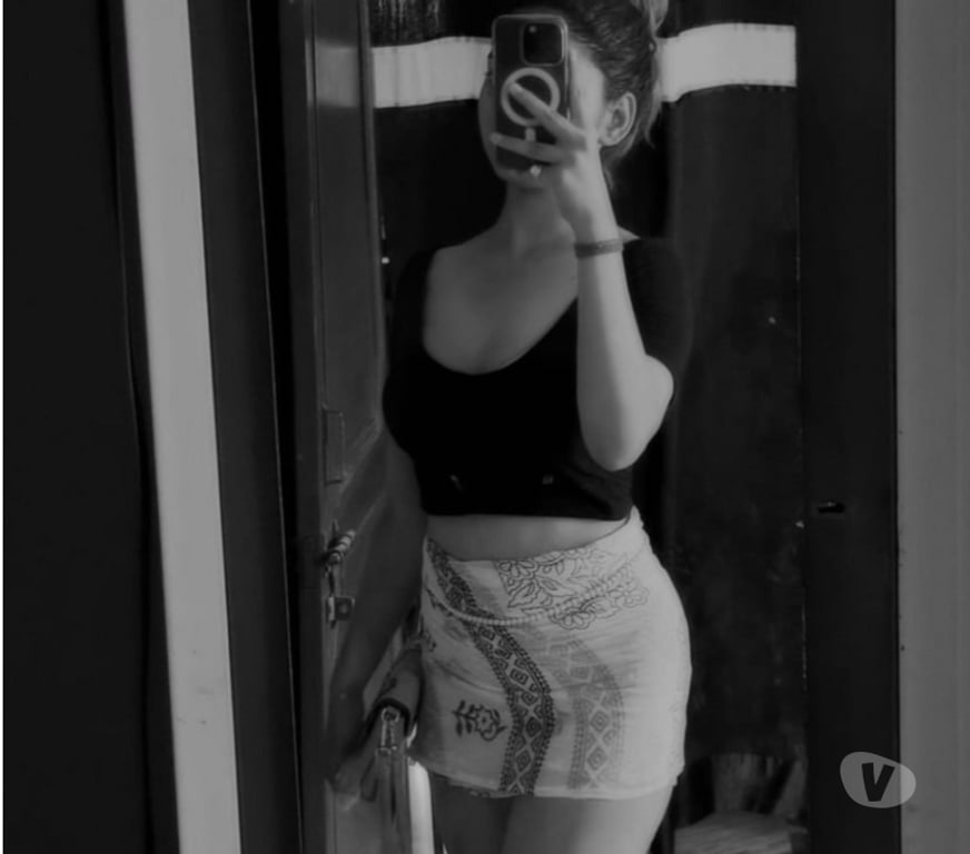 Escorts West Yorkshire Leeds - Photos for Elegant indian lady available in Leeds