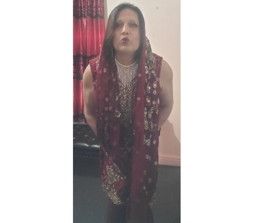 Adult Entertainment West Midlands Birmingham - Photos for Hot indian tran live cam £10 10 min