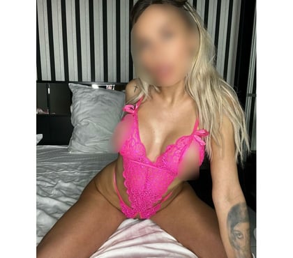  Escorts & Erotic Massage Cheltenham Town Centre Cheltenham - Photos for 🔥🍓 Blonde Beauty – Irresistible & Fun