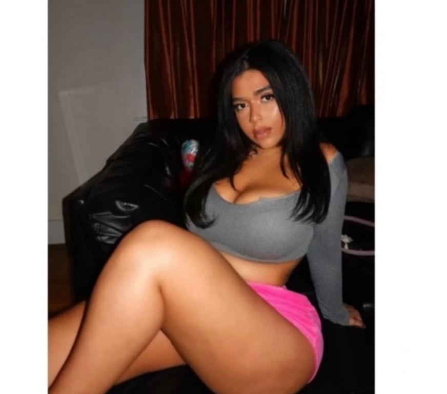 Escorts West Midlands Dudley - Photos for 😍Big bum sexy🍭busty party