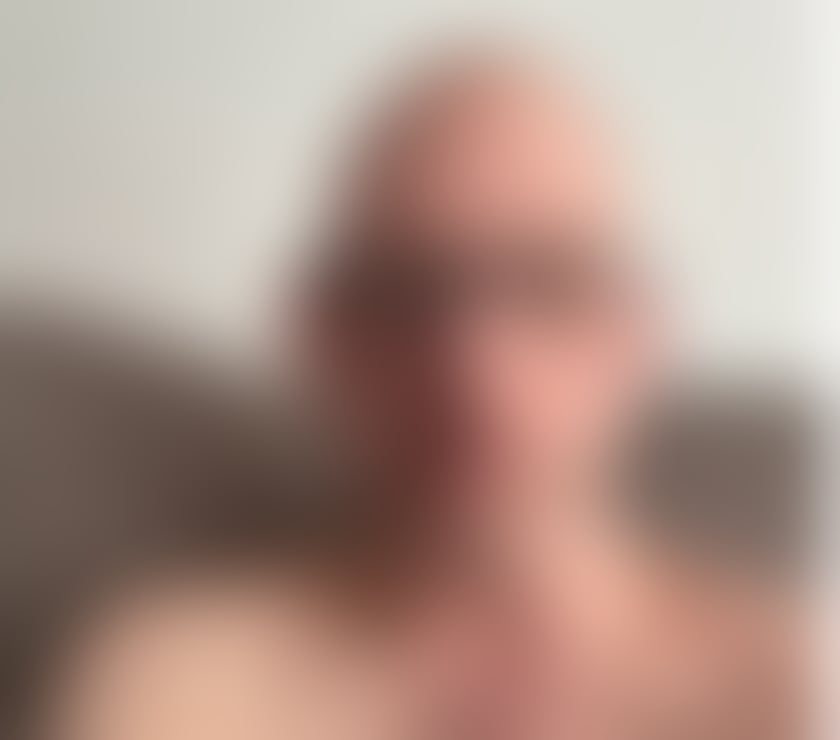 A bi guy wants to explore