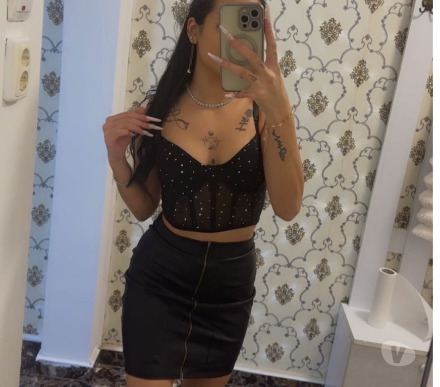 Escorts East London Leytonstone - East London - Photos for Gorgeous Petite Brunette Ready to Meet