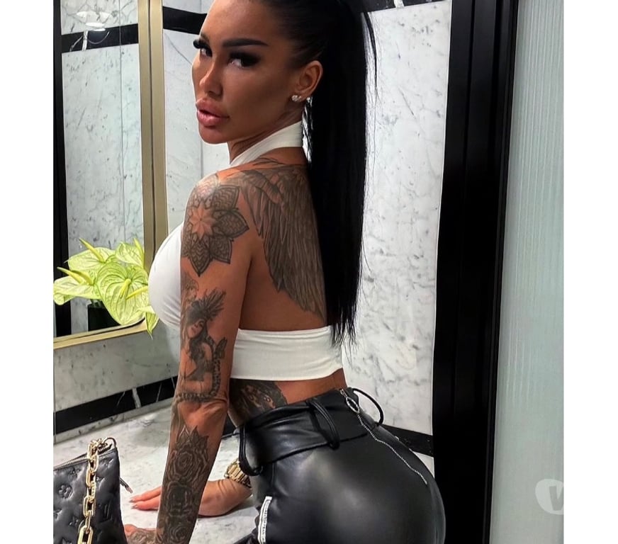 Escorts West Yorkshire Bradford - Photos for 🎀Only One Day Here – Exclusive Escort Experience ❤️