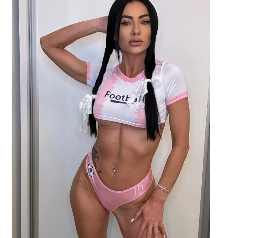 Escorts North West London Colindale Station - North West London - Photos for Lovely Sarah 😘