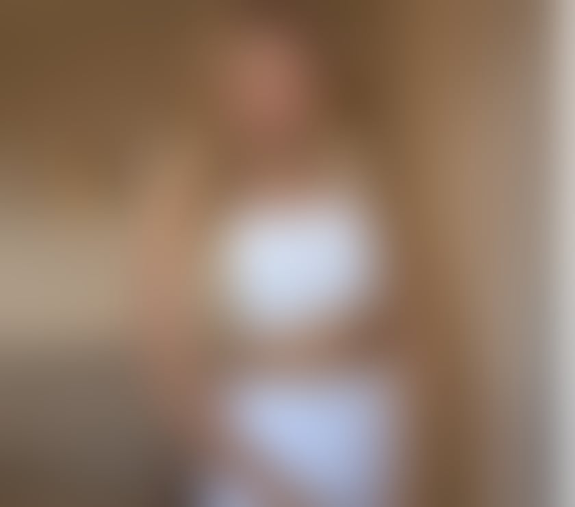 Escorts Newport - Wales Newport City Centre - Newport - Photos for Luna 🌛 Outgoing, party-loving companion