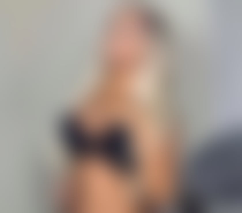 Escorts Kent Sevenoaks - Photos for Bombshell blonde❤️Party🎉🎉Outcall📞