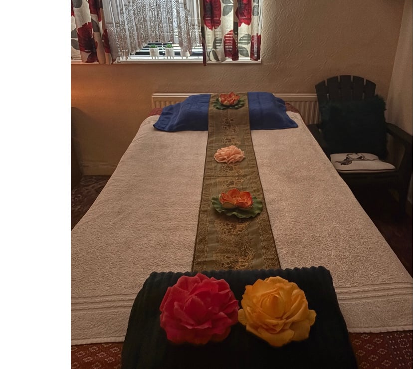 Full body massage Greater Manchester Wigan - Photos for Nanni private massage relations with hot oil