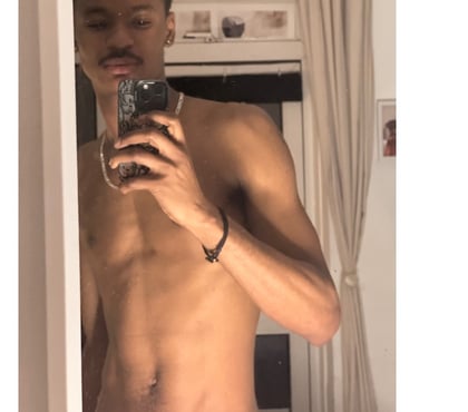 Gay escorts Edmondton Green Station North London - Photos for Discreet, Attractive & Smooth Vers