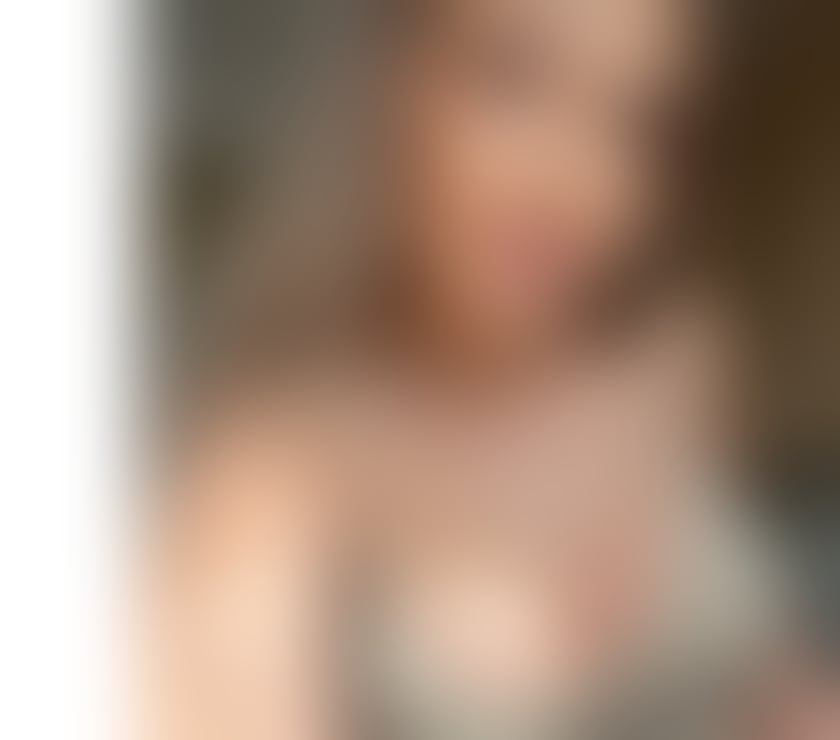 new in town top girls