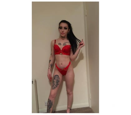 Escorts Norwood Junction Station South East London - Photos for Helloo gentleman im Sara Party new in town full services