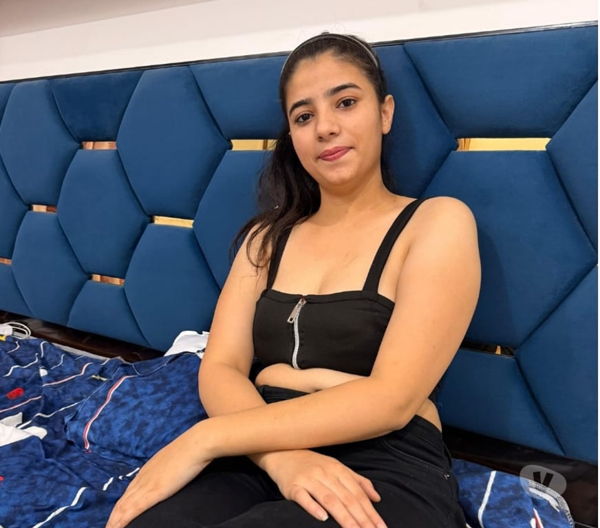 Escorts Bedfordshire Luton - Photos for Hot girl available in your town