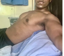 Hung Bit Sunday Local Outcall