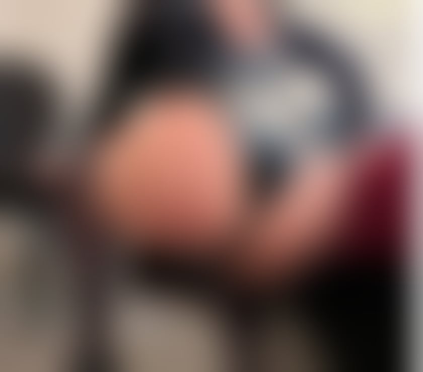 Escorts Lancashire Preston - Photos for ❤️Queen of🍆Lulu❤️ Happy massage on table❤️