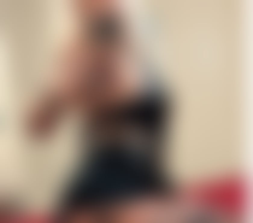 Escorts Lancashire Preston - Photos for ❤️Queen of🍆 Lulu❤️ Happy massage on table❤️