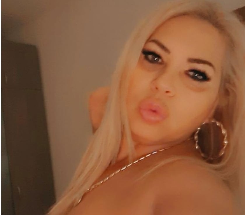 🔥HOT CURVY JUICY BIG BUM AVAILABLE 🍑BEST SLOPPY OWO