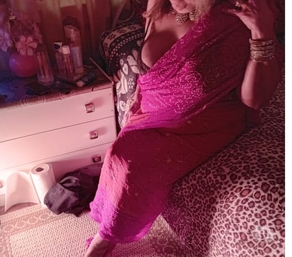 Escorts Twickenham Richmond upon Thames - Photos for Indian lady offer 5 🌟 🤩 service