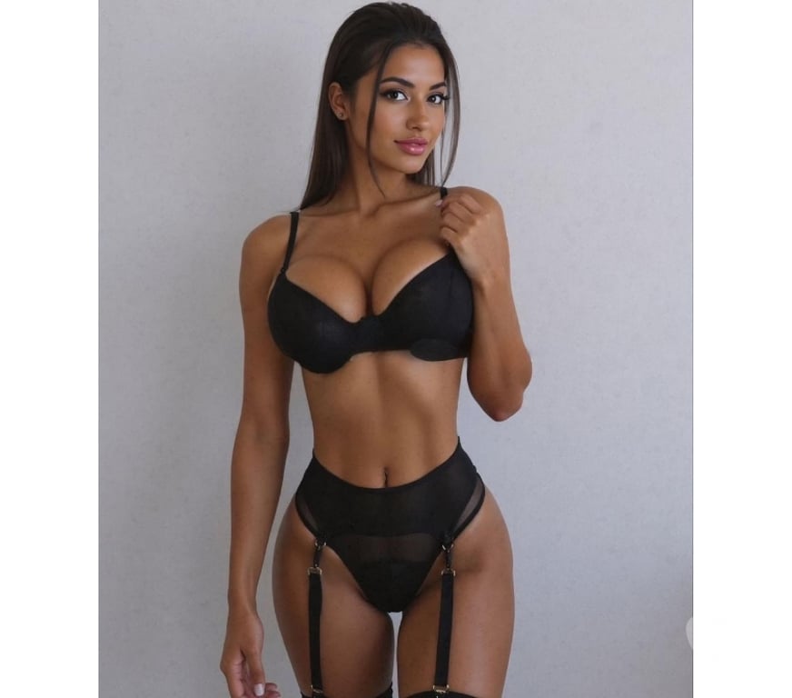 Escorts South Yorkshire Sheffield - Photos for 💋 Charming Brazilian Beauty – Sweet & Discreet