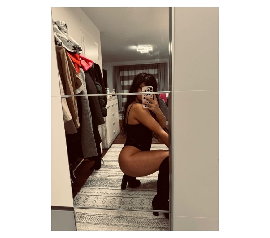 Escorts Bedfordshire Luton - Photos for Amyra 🥰 real pictures 100% 🥳🥳 party girls 😍