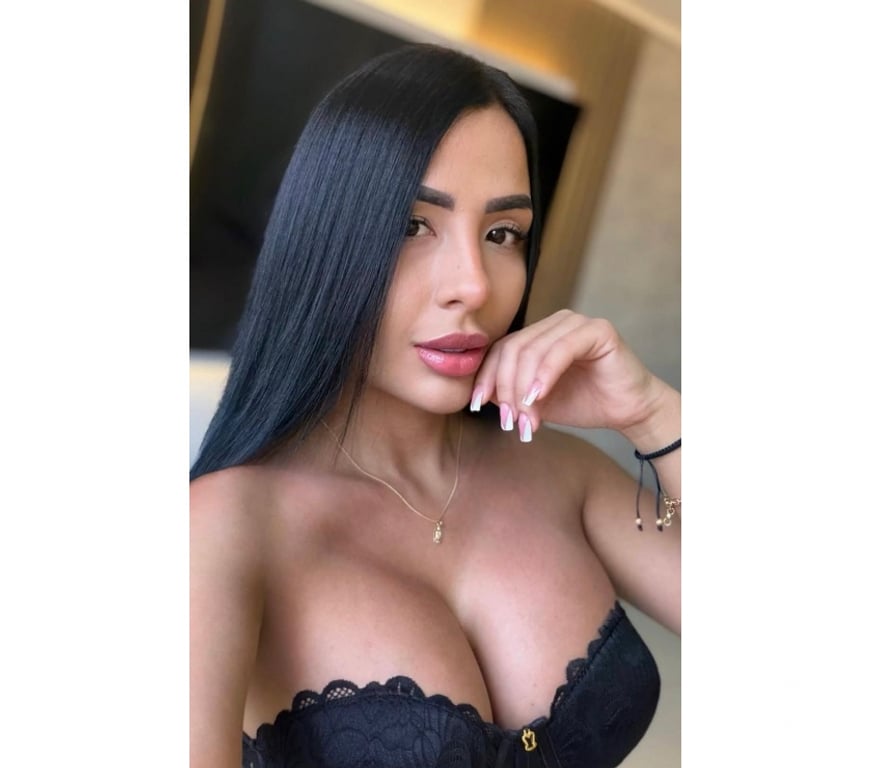 Escorts South East London Catford - South East London - Photos for ❤️‍🔥ELEGANT & SOPHISTICADED❤️‍🔥